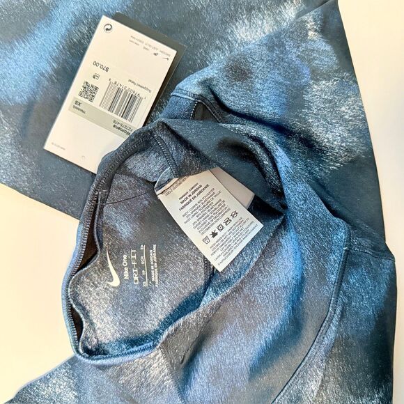 NWT NIKE One Women's Dri-Fit High Waist 7/8 Printed Armoury/Black Leggings - Picture 3 of 4